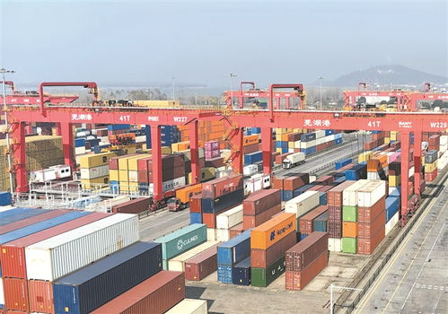 英科醫(yī)療假期不打烊，集裝箱出海搶單忙